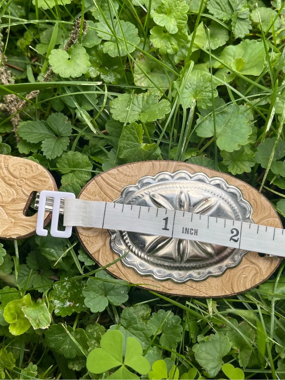 Vintage Concho Tooled Faux Leather Concha belt. Brown Tan Western Rocker Metal
